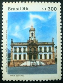 Selo postal de 1985 Museu Inconfidência