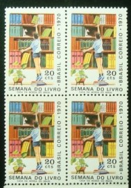 Quadra de selos postais do Brasil de 1970 Semana do Livro
