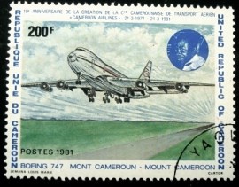 Selo postal do Camarões de 1981 Boeing 747