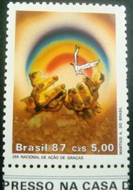 Selo postal do Brasil de 1987 Ação de Graças N