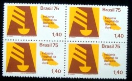 Quadra de selos postais do Brasil de 1975 Borracha M