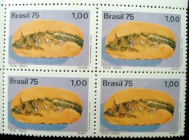 Quadra de selos postais do Brasil de 1975 Peixe Fóssil