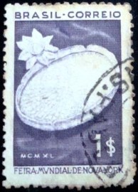 Selo postal comemorativo do Brasil de 1940 - C 153 U
