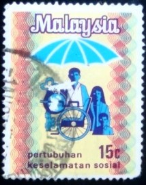 Selo postal da Malásia de 1973 Wheelchair, umbrella, key & family 15