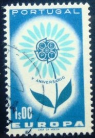 Selo postal de Portugal de 1964 Stylized Flower