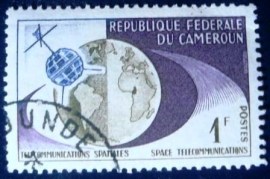 Selo postal de Camarões de 1963 Telstar and Globe