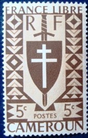 Selo postal dos Camarões de 1942 Lorraine cross and Joan of Arc's shield