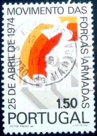 Selo postal de Portugal de 1974 Rainbow and Dove