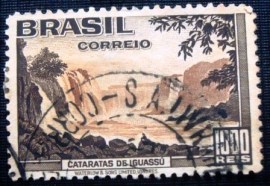 Selo postal comemorativo do Brasil de 1937 - C 121 U