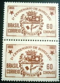 Par de selos postais de 1955 Centenário de Botucatu/SP - C 361 NPRV