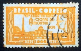 Selo postal comemorativo do Brasil de 1934  C 69 U