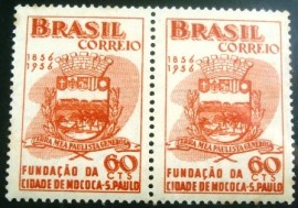 Par de selos postais COMEMORATIVOS do Brasil 1956 - C 375 MPR