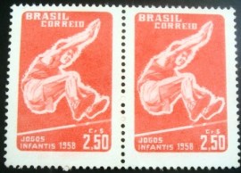 Par de selos postais de 1958 Jogos Infantis