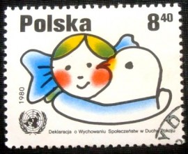 Selo postal da Polônia de 1980 Girl Embracing Dove