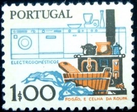 Selo postal de Portugal de 1979 Old and modern kitchen - 1429 U