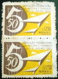 Par de selos postais do Brasil de 1960 Exp. Ind. e Com.