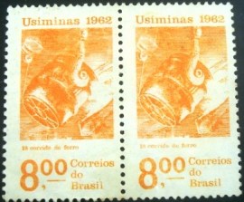 Par de selos postais do Brasil de 1962 USIMINAS