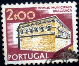 Selo postal de Portugal de 1975 Bragança City Hall - 1242 xII