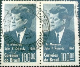 Par de selos postais do Brasil de 1964 Kennedy