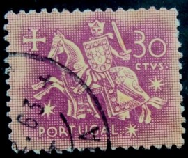 Selo postal de Portugal de 1956 Knight on horseback 30
