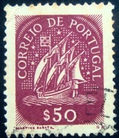 Selo postal de Portugal de 1943 Caravel $50