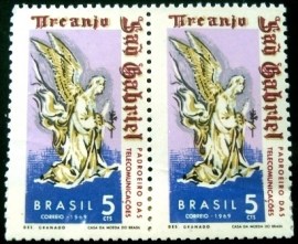 Par de selos postais do Brasil de 1969 São Gabriel