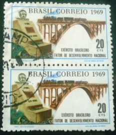 Par de selos postais COMEMORATIVOS do Brasil de 1969 - C 0645 U V