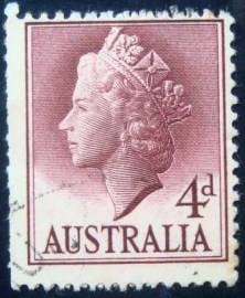 Selo postal da Austrália de 1957 Queen Elizabeth II 4d DI