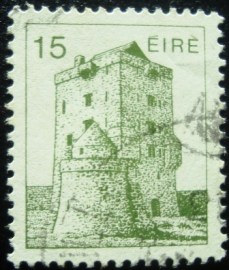 Selo postal da Irlanda de 1983 Aughanure Castle