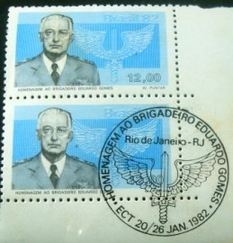 Par de selos postais COMEMORATIVOS do Brasil de 1982 - C 1243 MCC