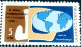 Selo postal do Brasil de 1969 Feira de Calçados