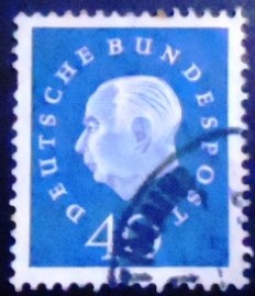 Selo postal da Alemanha de 1959 Theodor Heuss 40