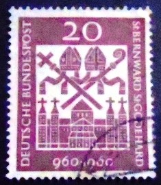 Selo postal da Alemanha de 1960 Bishops St. Bernward