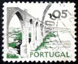 Selo postal de Portugal de 1973 Águas Livres Aqueduct