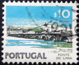 Selo postal de Portugal de 1974 Roman Bridge near Lima