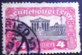 Selo postal da Áustria de 1919 Parliament Building 4