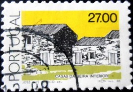 Selo postal de Portugal de 1988 Casas da Beira Interior