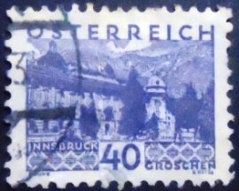 Selo postal da Áustria de 1932 Old Hofburg dark violet