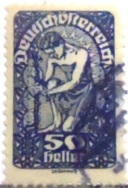 Selo postal da Áustria de 1919 Coat of Arms and Allegory U