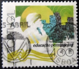 Selo postal de Portugal de 1977 Student Computer and Book