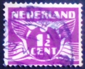 Selo postal da Holanda de 1926 Flying dove 1½