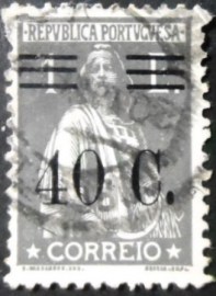 Selo postal de Portugal de 1921 Ceres