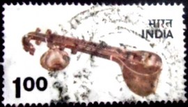 Selo postal da Índia de 1975 Veena