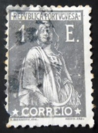Selo postal de Portugal de 1921 Ceres