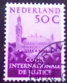 Selo postal da Holanda de 1977 Peace Palace