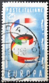 Selo postal da Itália de 1957 Letter 'E'