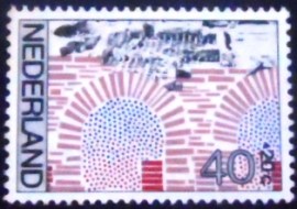 Selo postal da Holanda de 1977 Thermae in Heerlen