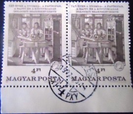 Par de selos postais da Hungria de 1987 Hungarian Press Workers' Union