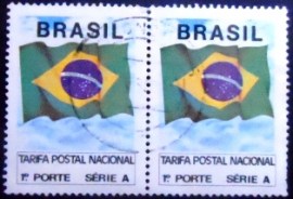 Par de selos postais do Brasil de 1991 Bandeira Nacional 1