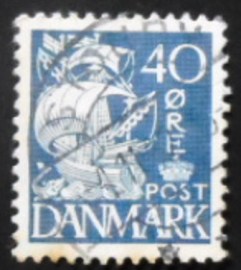 Selo postal da Dinamarca de 1940 Sailship